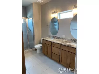 Photo #6: 907975 Listing