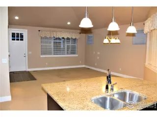 Photo #2: 907976 Listing