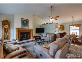 Photo #3: 907979 Listing