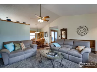 Photo #4: 907979 Listing