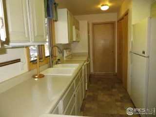 Photo #6: 908025 Listing