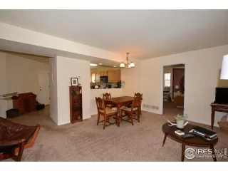 Photo #4: 908165 Listing