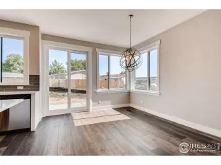 Photo #5: 908167 Listing