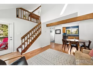 Photo #3: 908218 Listing