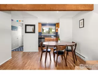 Photo #6: 908218 Listing