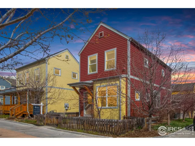 MLS: 908221 Condo For Sale