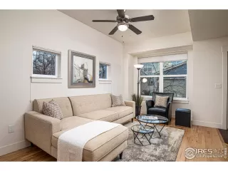 Photo #5: 908221 Listing 