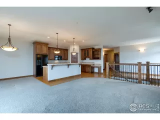 Photo #3: 908361 Listing