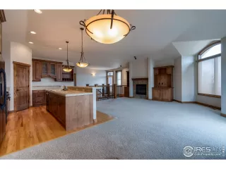 Photo #4: 908361 Listing