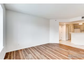 Photo #2: 908367 Listing