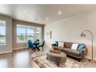 Photo #4: 908648 Listing