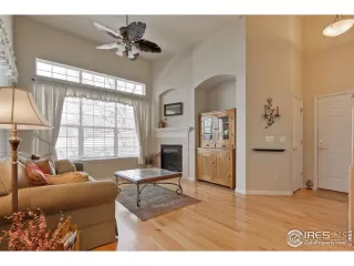 Photo #4: 908742 Listing 