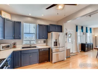 Photo #5: 908758 Listing