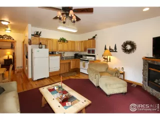 Photo #5: 908795 Listing