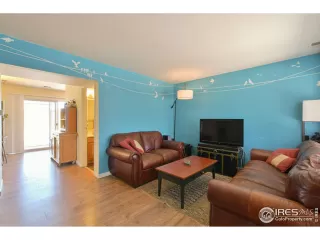 Photo #4: 908812 Listing