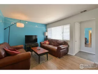 Photo #5: 908812 Listing