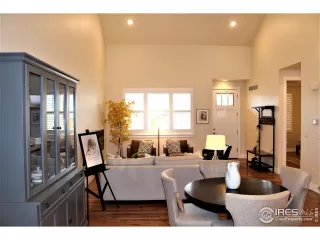 Photo #3: 908897 Listing