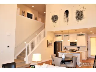 Photo #6: 908897 Listing