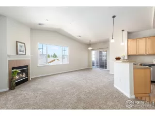 Photo #4: 908920 Listing