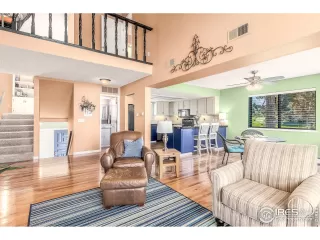 Photo #4: 908933 Listing