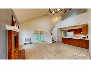 Photo #4: 909037 Listing