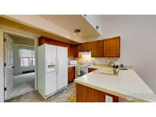 Photo #5: 909037 Listing