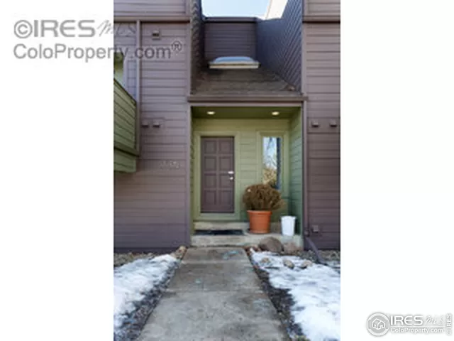 MLS: 909079 Condo For Sale