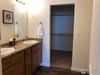 Photo #5: 909123 Listing 