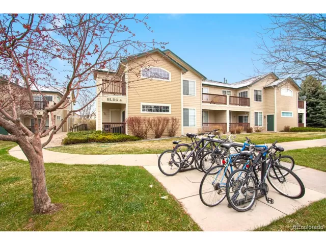 MLS: 9091825 Condo For Sale