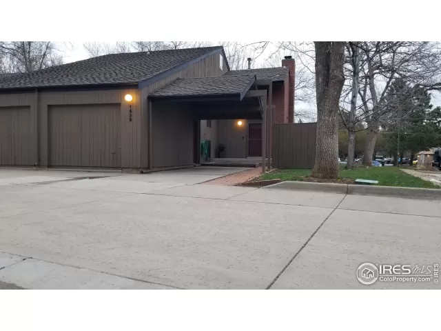 MLS: 909190 Condo For Sale