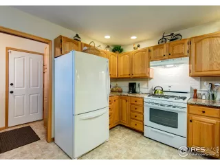 Photo #6: 909195 Listing