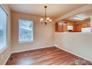 Photo #5: 909231 Listing