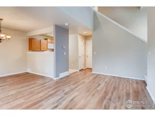 Photo #6: 909231 Listing