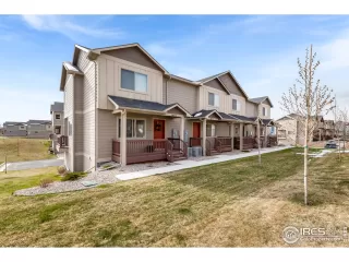 Photo #2: 909300 Listing