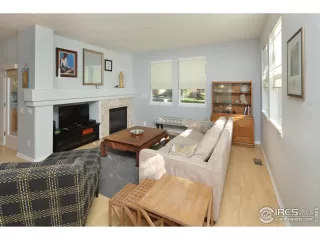 Photo #4: 909349 Listing