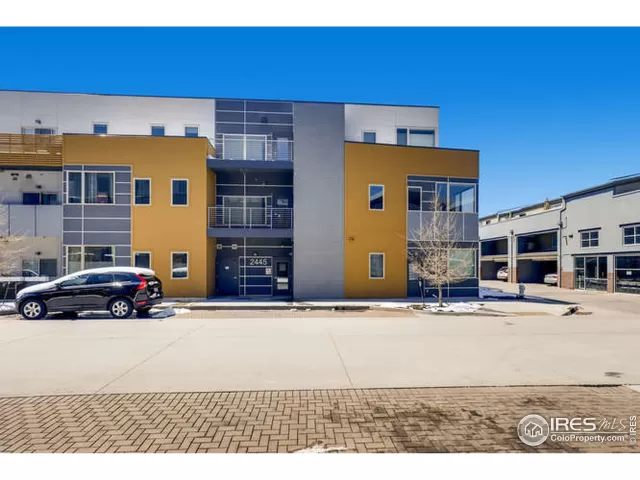 MLS: 909366 Condo For Sale