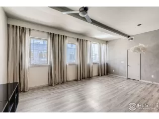 Photo #4: 909366 Listing 