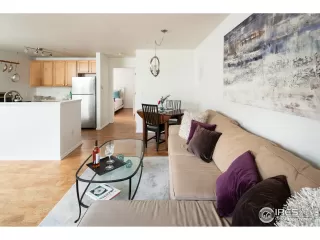 Photo #4: 909395 Listing