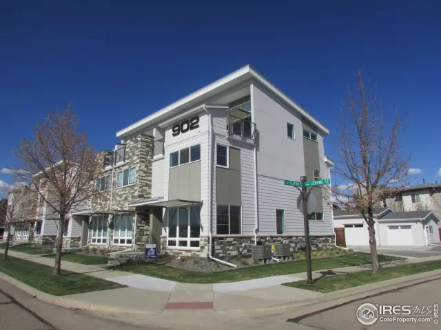 MLS: 909439 Condo For Sale