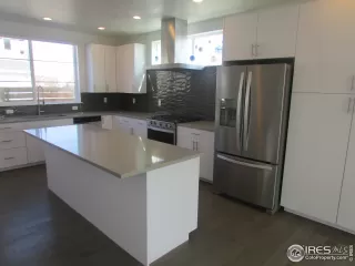 Photo #2: 909439 Listing