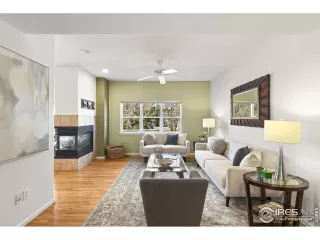 Photo #4: 909534 Listing