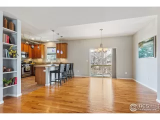 Photo #2: 909577 Listing 