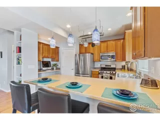 Photo #3: 909577 Listing 