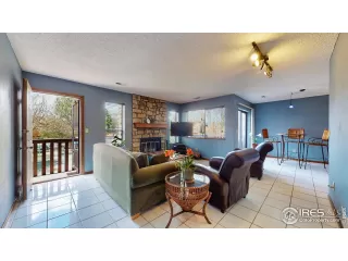 Photo #2: 909597 Listing