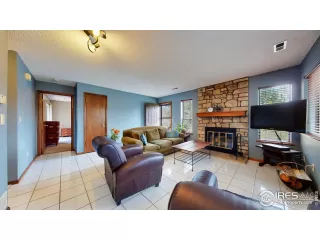 Photo #3: 909597 Listing