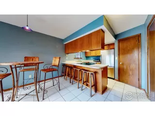 Photo #4: 909597 Listing