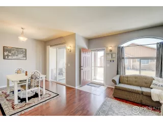 Photo #5: 909701 Listing