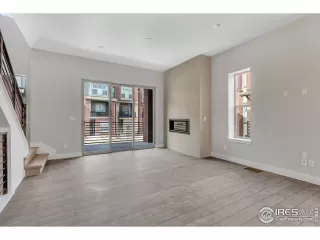 Photo #4: 909736 Listing 