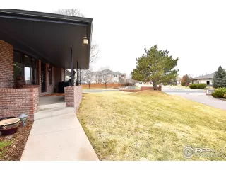 Photo #3: 909745 Listing