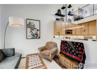 Photo #4: 909767 Listing 